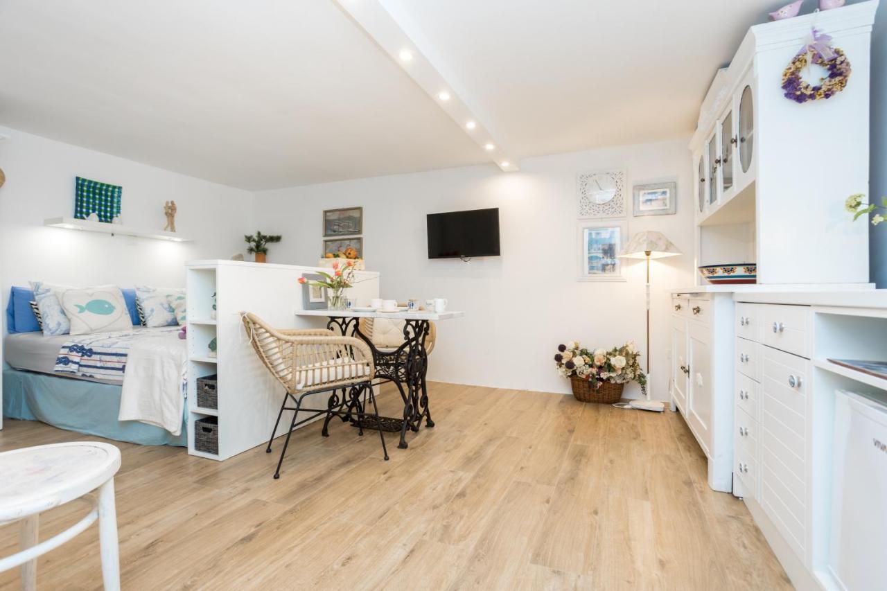פונאנט Charming Studio Apartment At House Rustica With Terrace And Nearby Parking מראה חיצוני תמונה