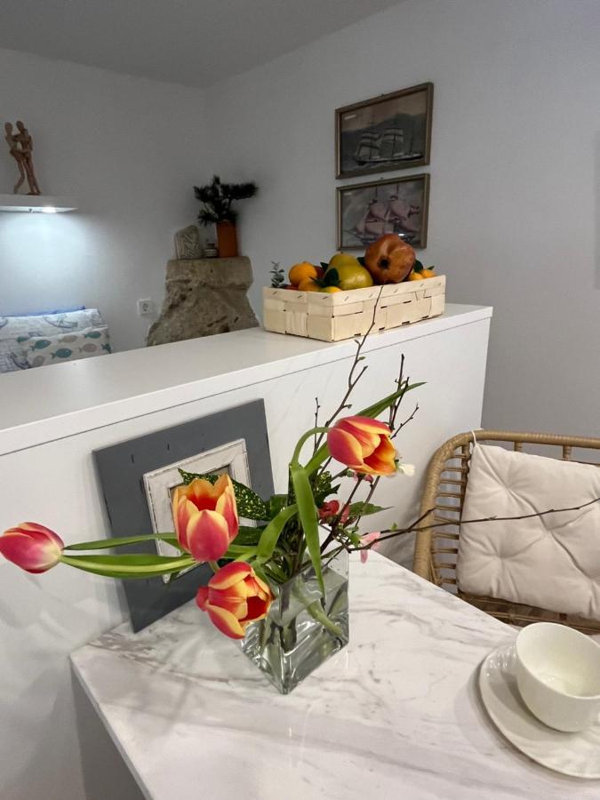 פונאנט Charming Studio Apartment At House Rustica With Terrace And Nearby Parking מראה חיצוני תמונה