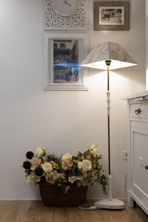 פונאנט Charming Studio Apartment At House Rustica With Terrace And Nearby Parking מראה חיצוני תמונה